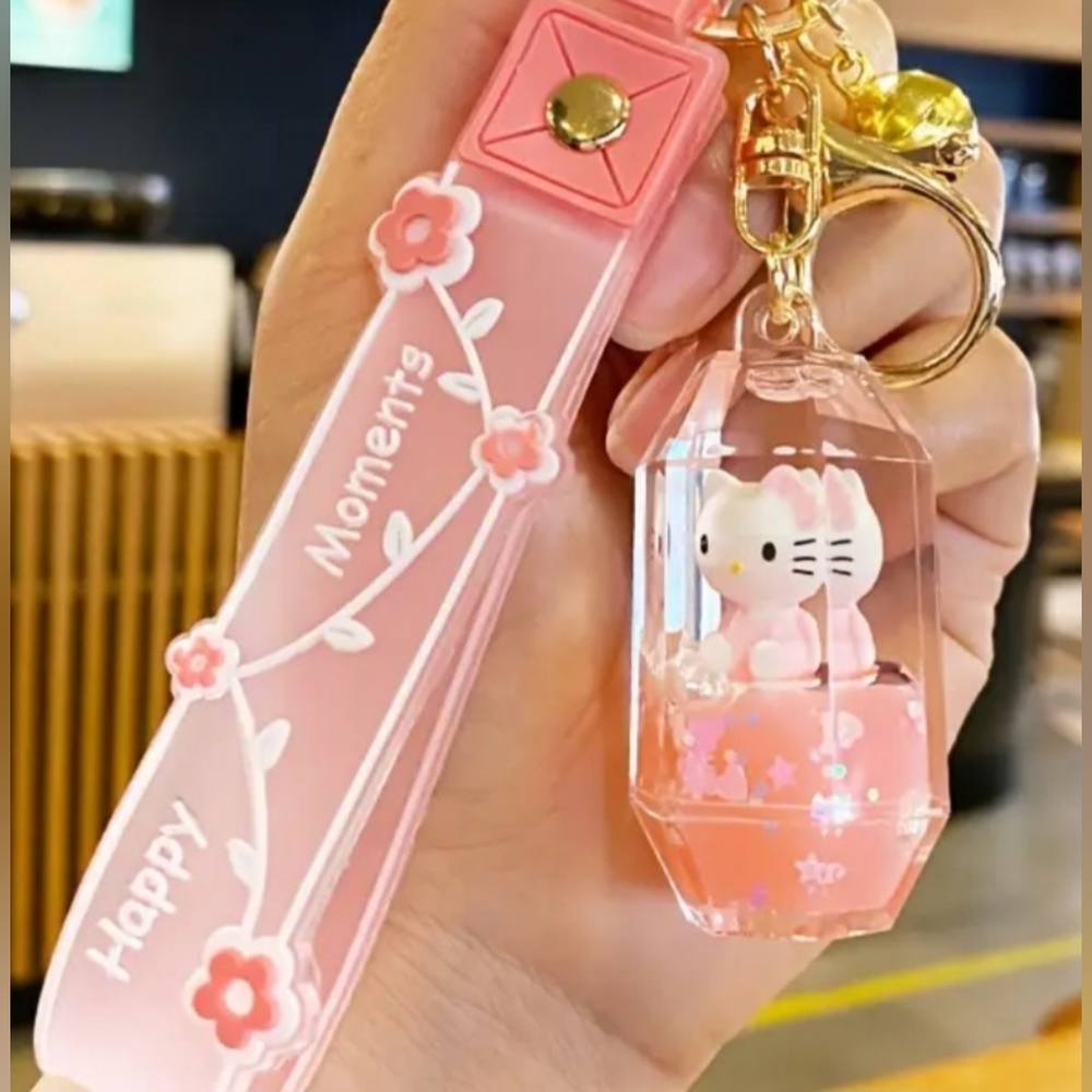 Hello Kitty Sand Keychain/Bag Charm - Picture 4 of 4